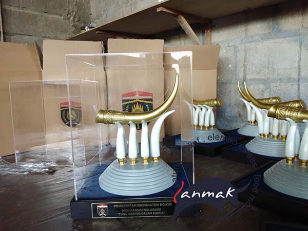 souvenir pemda ngawi