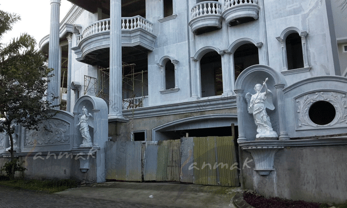 pengrajin-patung-di-Jakarta